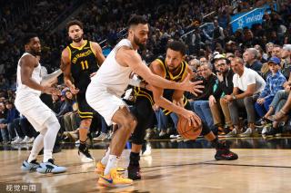 她将赛场的 她将赛场的