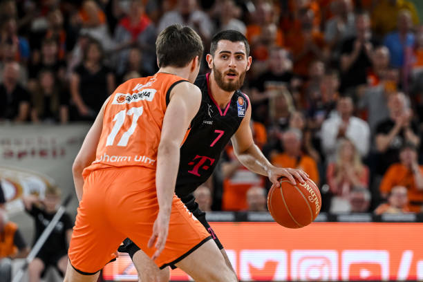 界赛场上 界赛场上